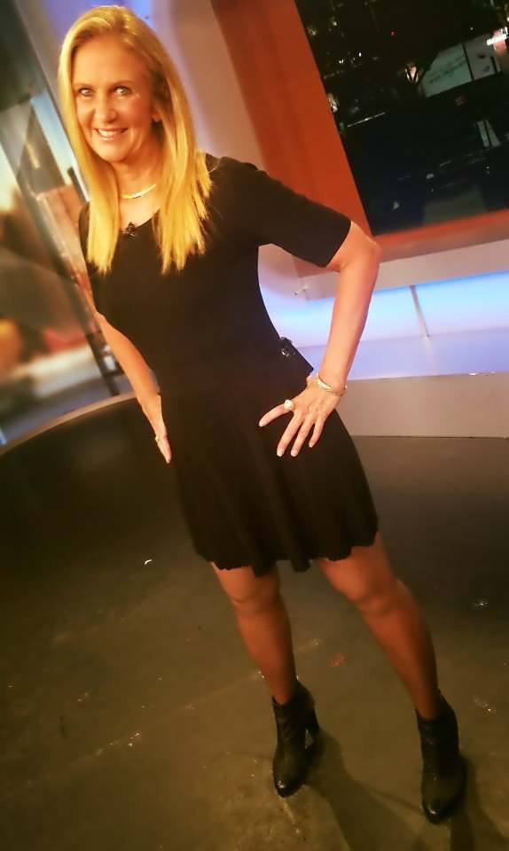 Weathergirl Linda #gzcGe0Ee