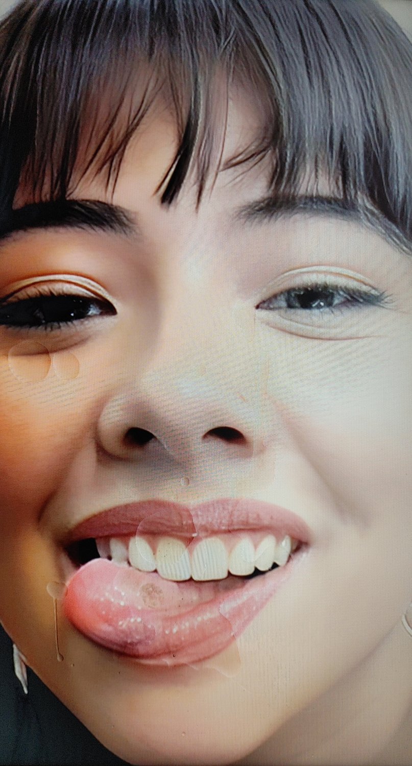 Xochitl Gomez Cum Tribute #4 #DfmMCcHM
