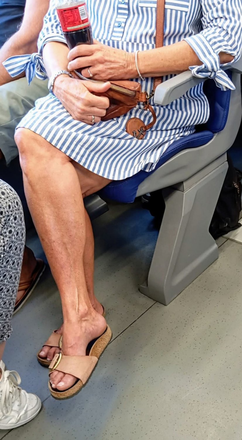 candid feet #urj0x9O2