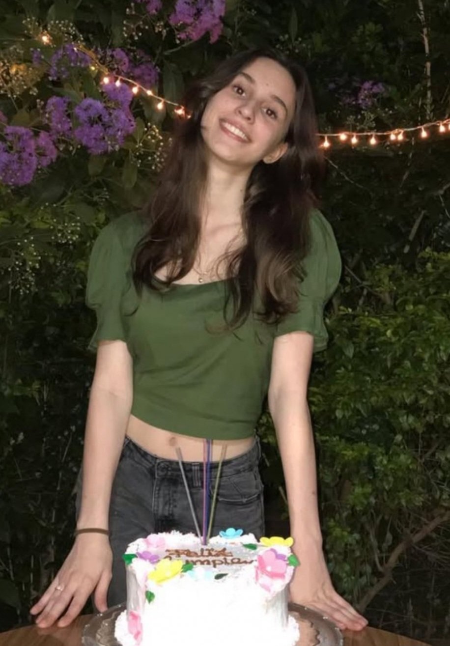 LUNA TETAS GRANDES Y BLANCAS #Tj4vB14c